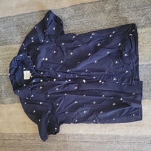 American eagle navy shirt with white flamingos